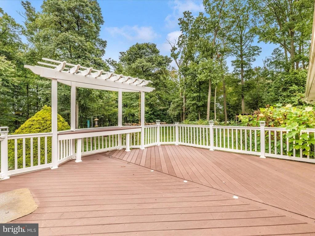 Photo of 6119 DAVIS ROAD