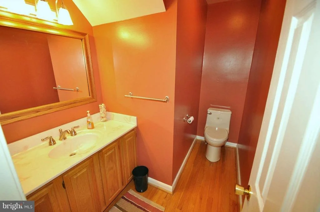Photo of 4732 OAK ROAD
