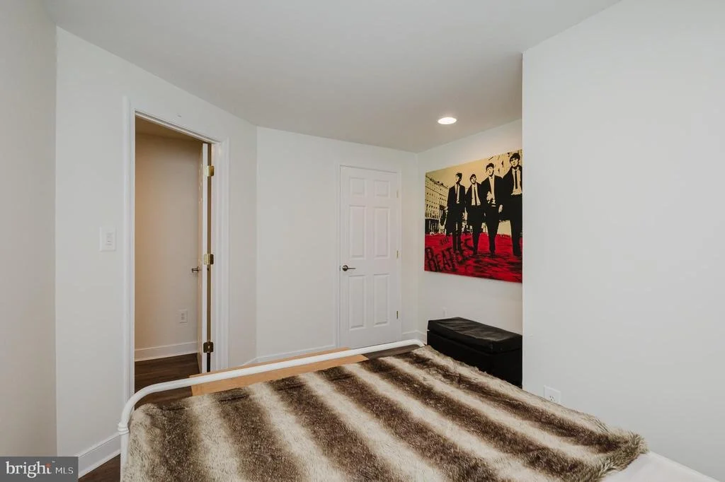 Photo of 2320 QUEENSBURY DRIVE