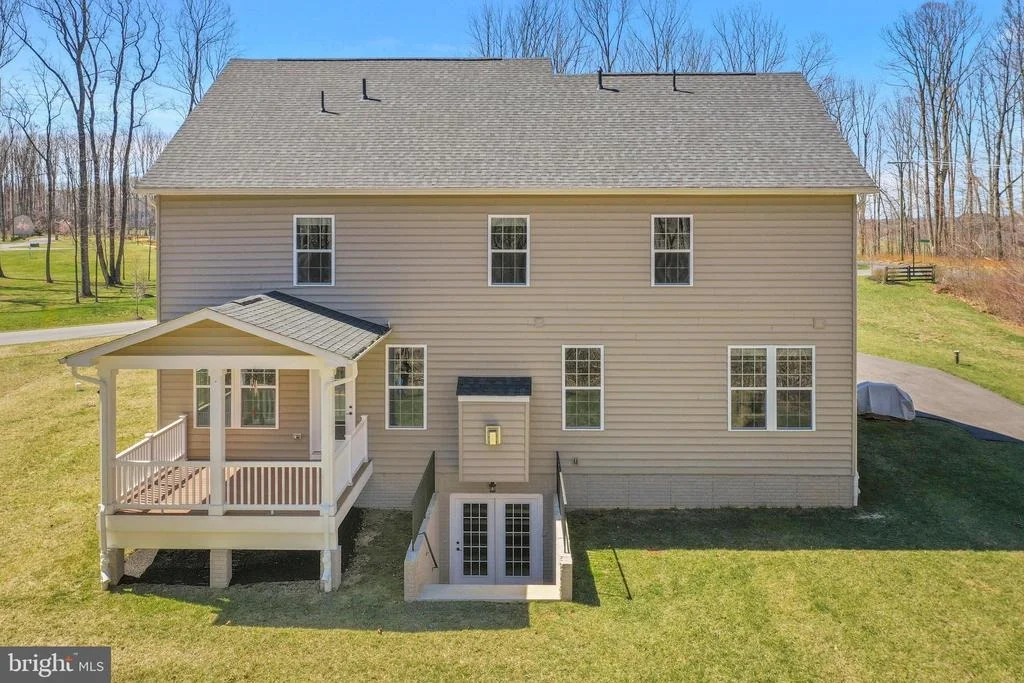 Photo of 137 GREENTREE FARM DRIVE