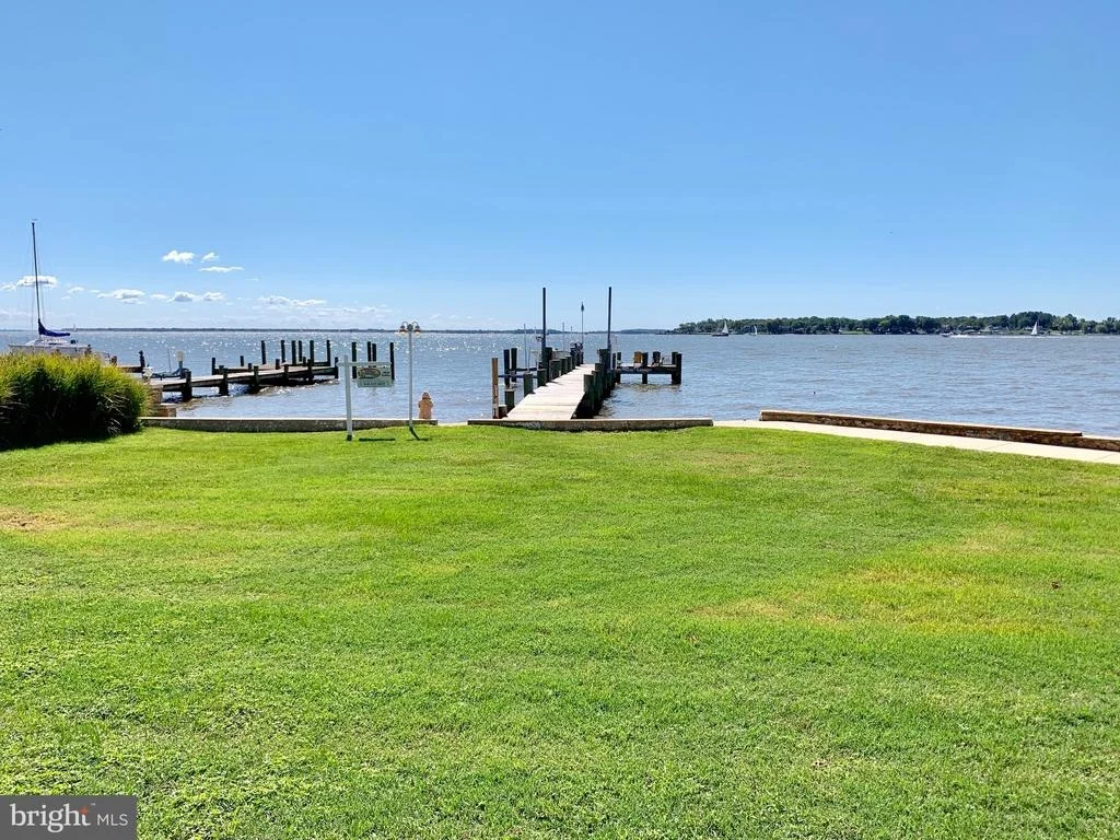 Photo of 3539 BAY DRIVE