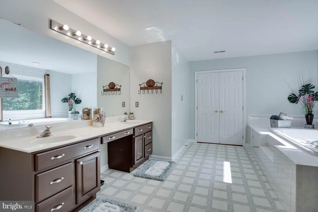 Photo of 4755 INDEPENDENCE DRIVE