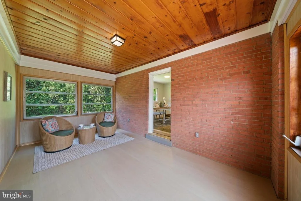 Photo of 11809 COLLINS DRIVE