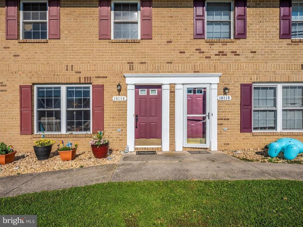 Photo of 10116 SAINT GEORGE CIRCLE