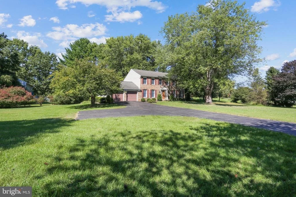 Photo of 9301 HUNTMASTER ROAD