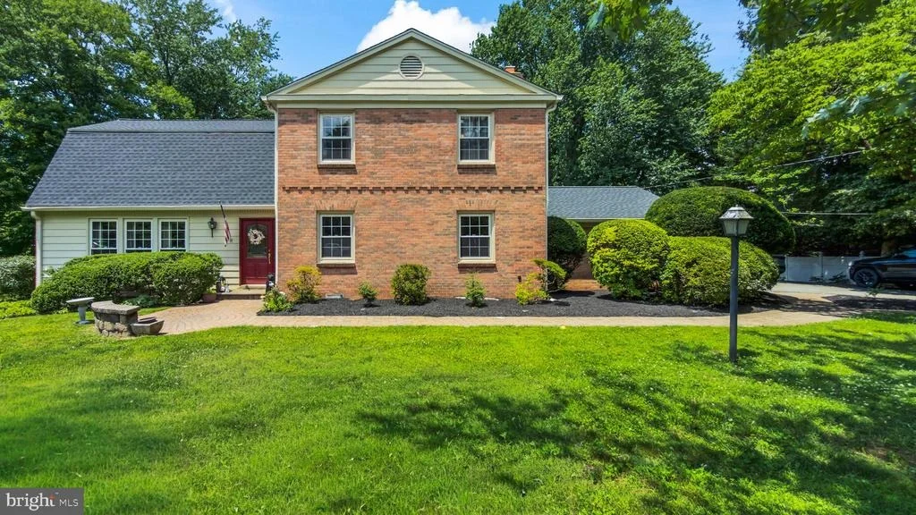 Photo of 12905 DARNESTOWN ROAD