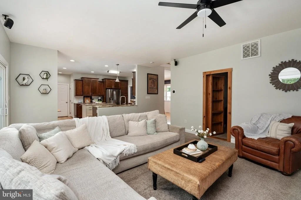 Photo of 1351 CALVERT ROAD