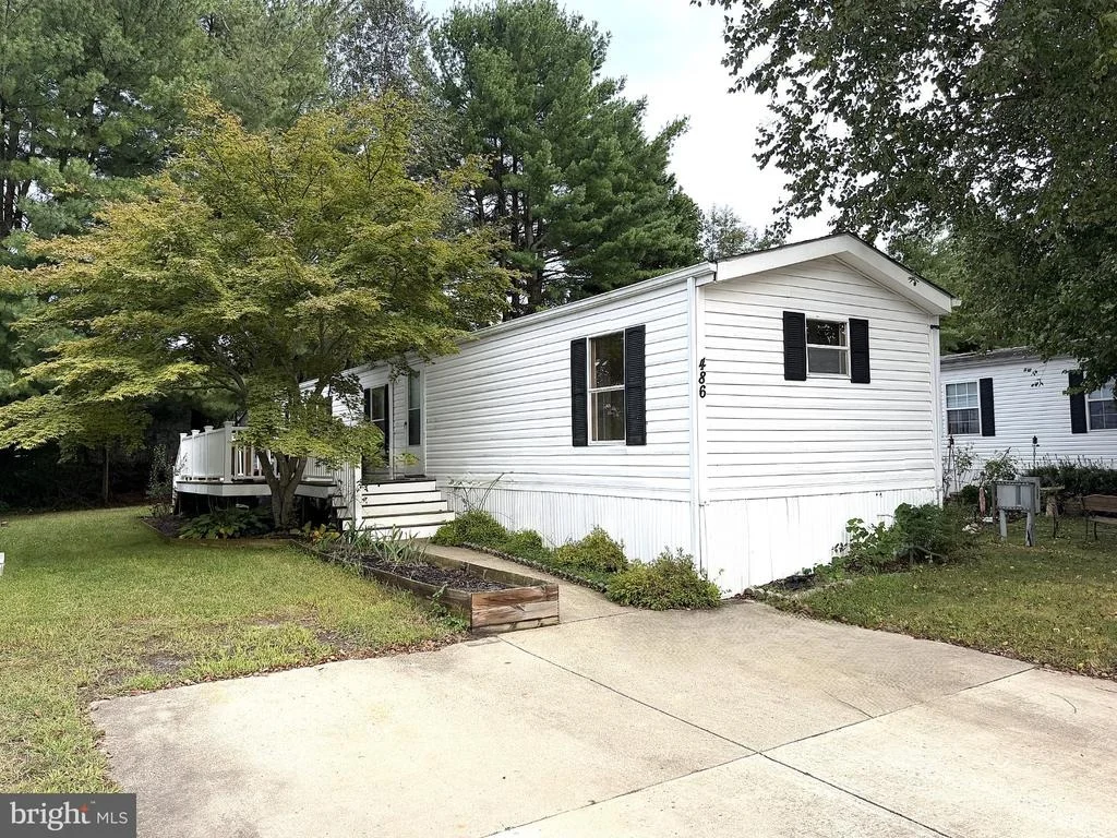 Photo of 486 KEITH ROAD