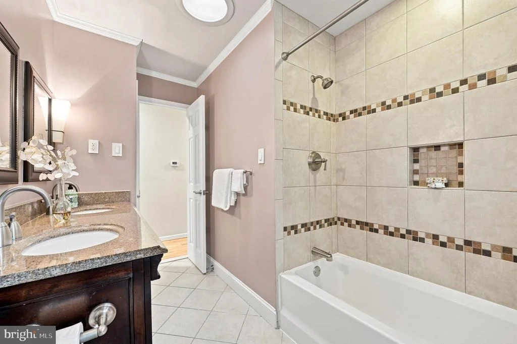 Photo of 1500 ARBOR VIEW ROAD