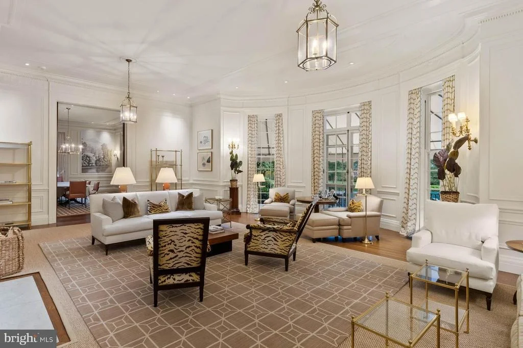 Photo of 15 CHARLCOTE PLACE