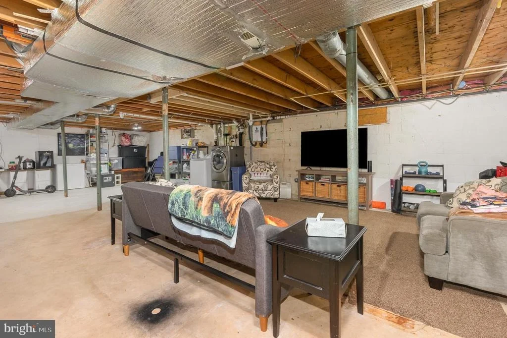 Photo of 2585 RED TOAD ROAD