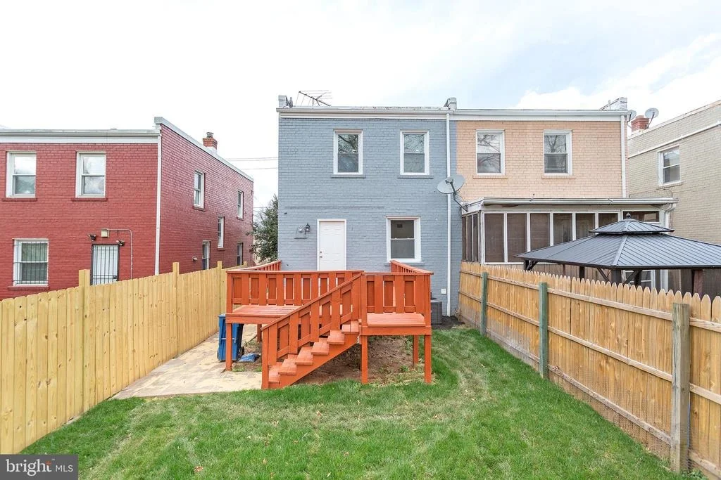 Photo of 4617 HILLSIDE ROAD SE