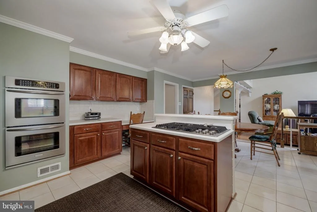 Photo of 6929 SPANKER DRIVE