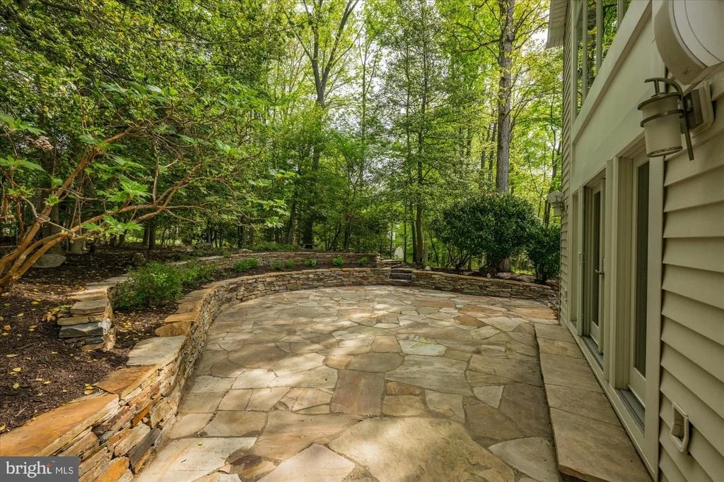 Photo of 7908 FOXHOUND ROAD