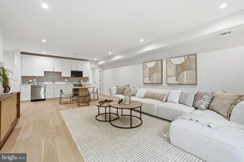 Photo of 3400 SAYLOR PLACE