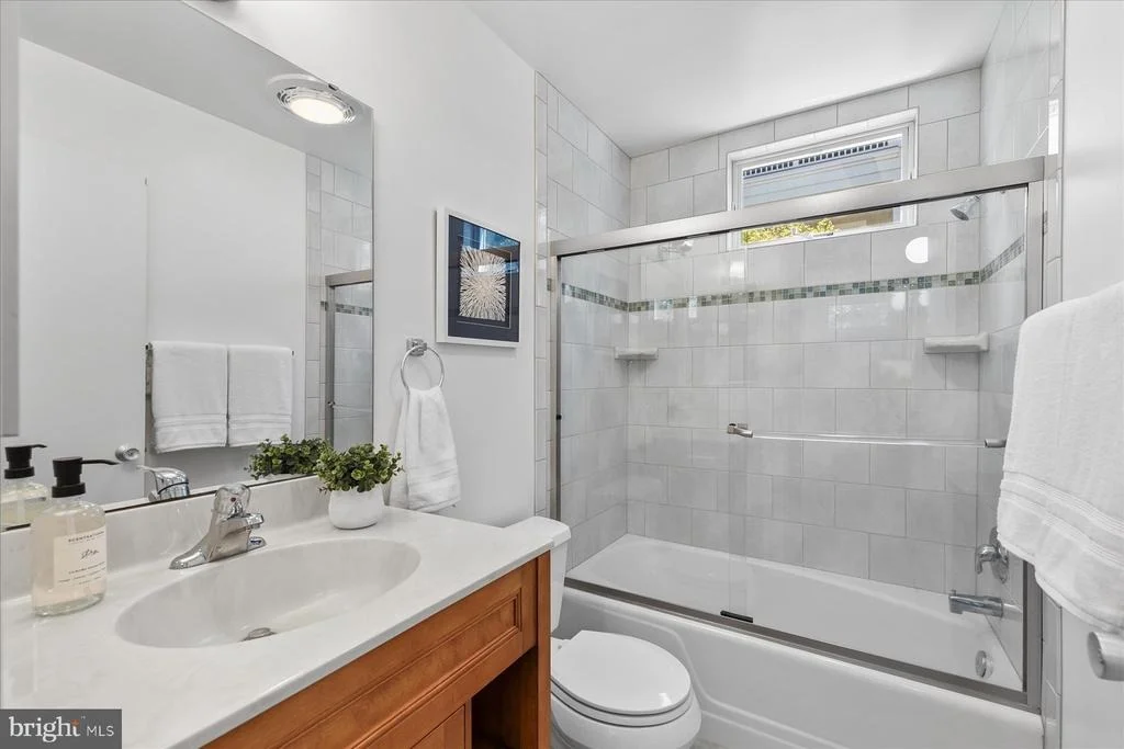 Photo of 39674 HERON ROAD