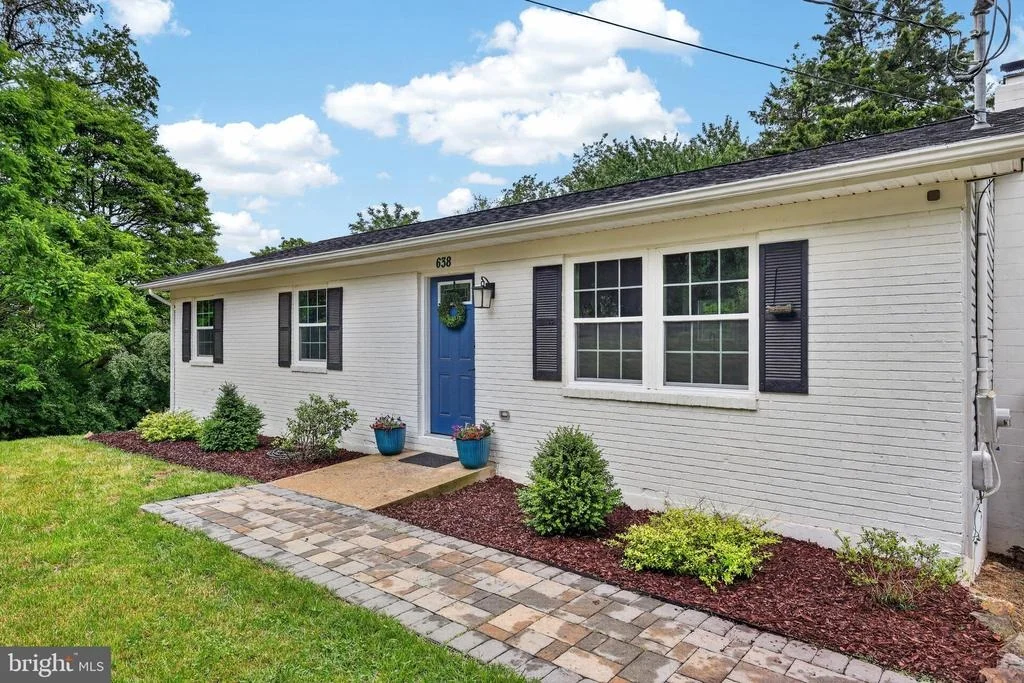 Photo of 638 APPLE ORCHARD DRIVE
