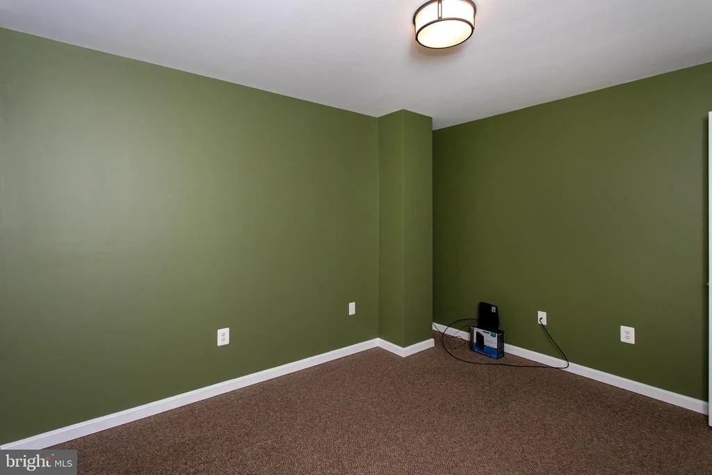 Photo of 540 THUNDERBIRD DRIVE