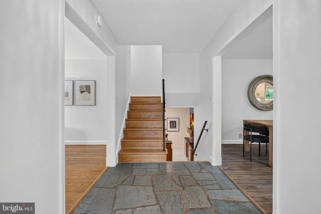 Photo of 415 CROWN VIEW DRIVE