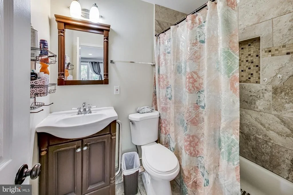 Photo of 13304 DAUPHINE STREET
