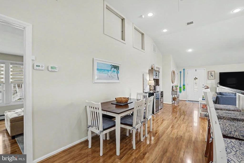 Photo of 345 KINGFISHER ROAD