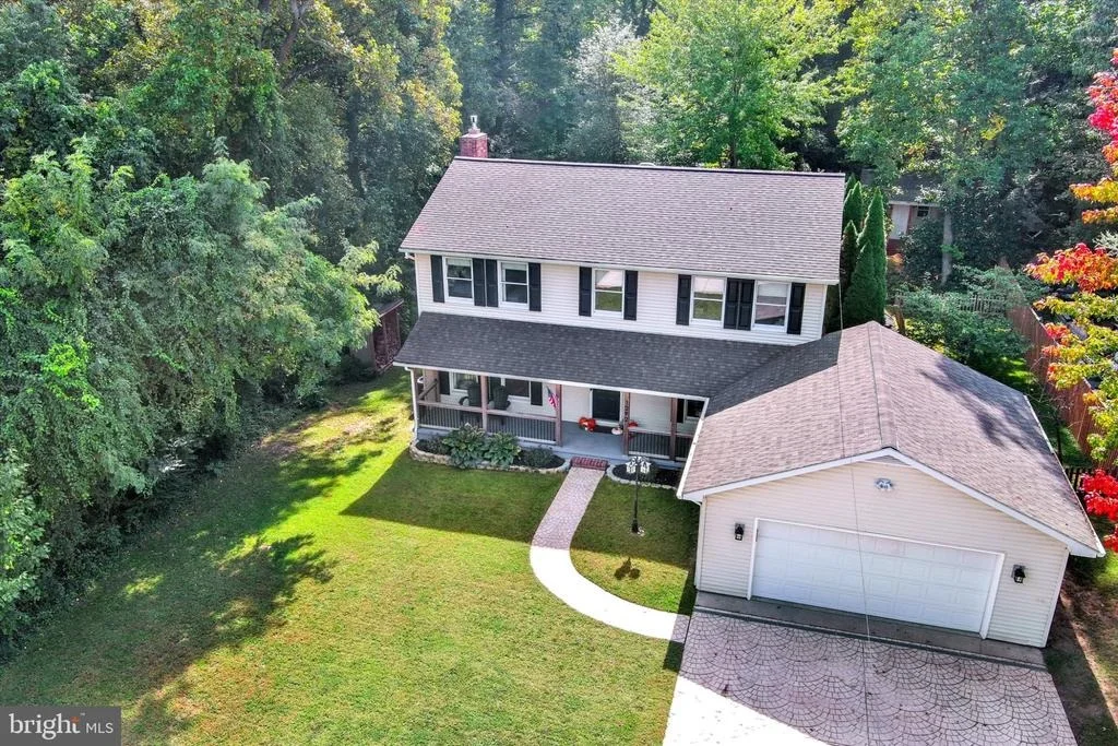 Photo of 1292 SWAN DRIVE
