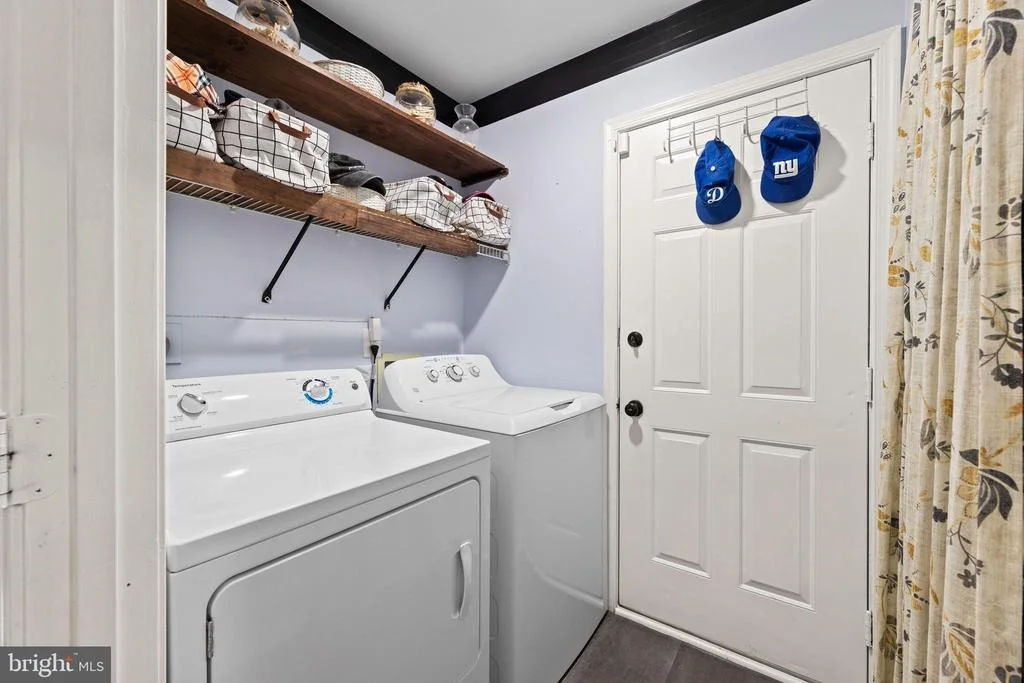 Photo of 9261 MATTHEW DRIVE