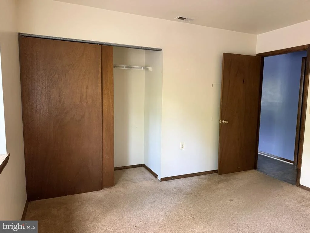 Photo of 25910 FOX GRAPE ROAD