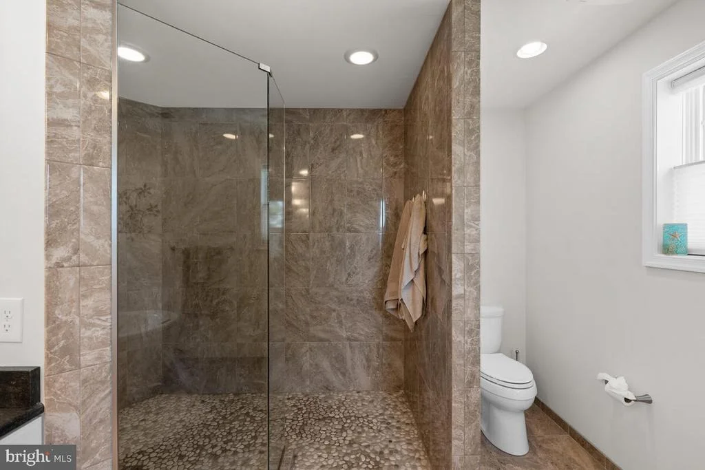 Photo of 1162 OAK VIEW DRIVE
