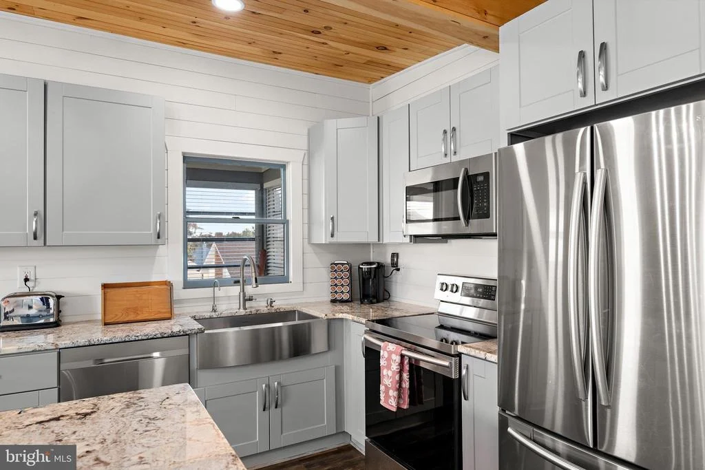 Photo of 8 VIRGINIA AVENUE
