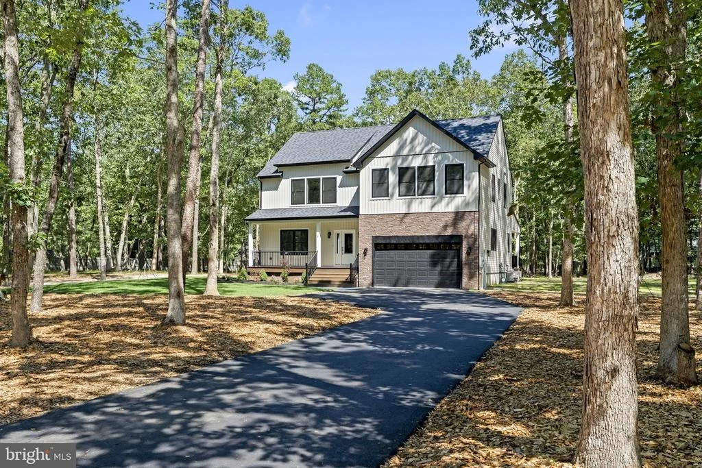 Photo of 3 STEVENS LANE