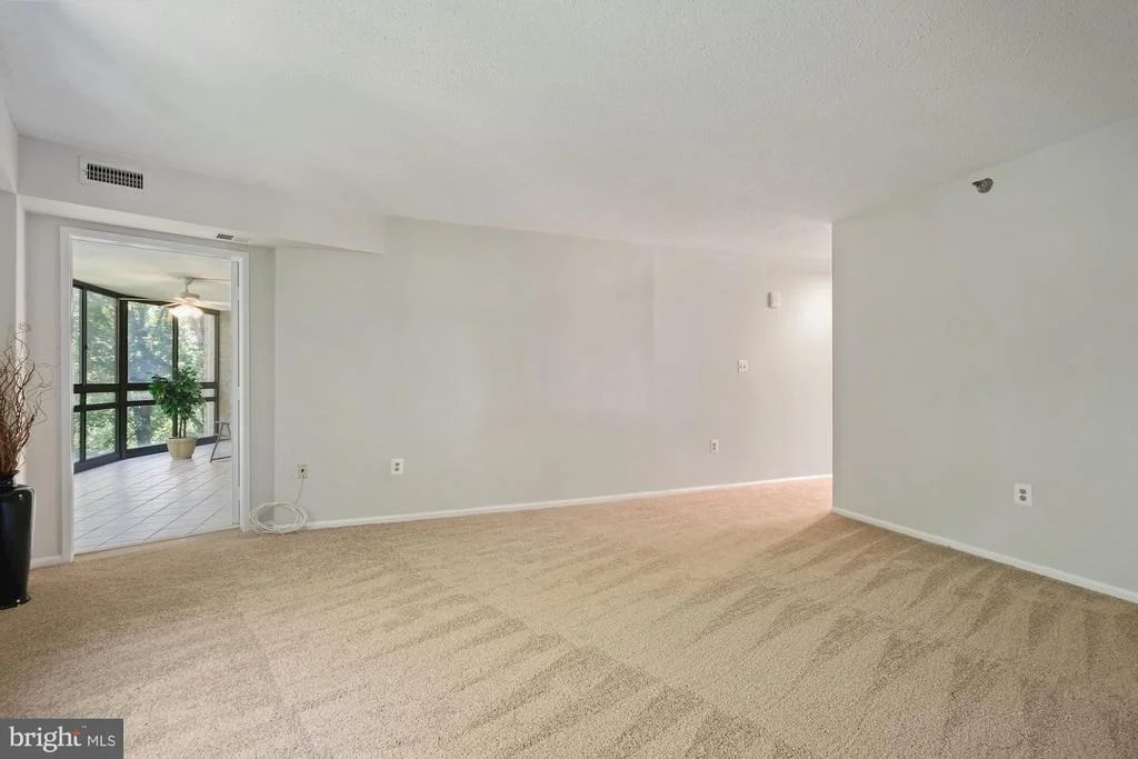 Photo of Unit 4604 at 15100 INTERLACHEN DRIVE