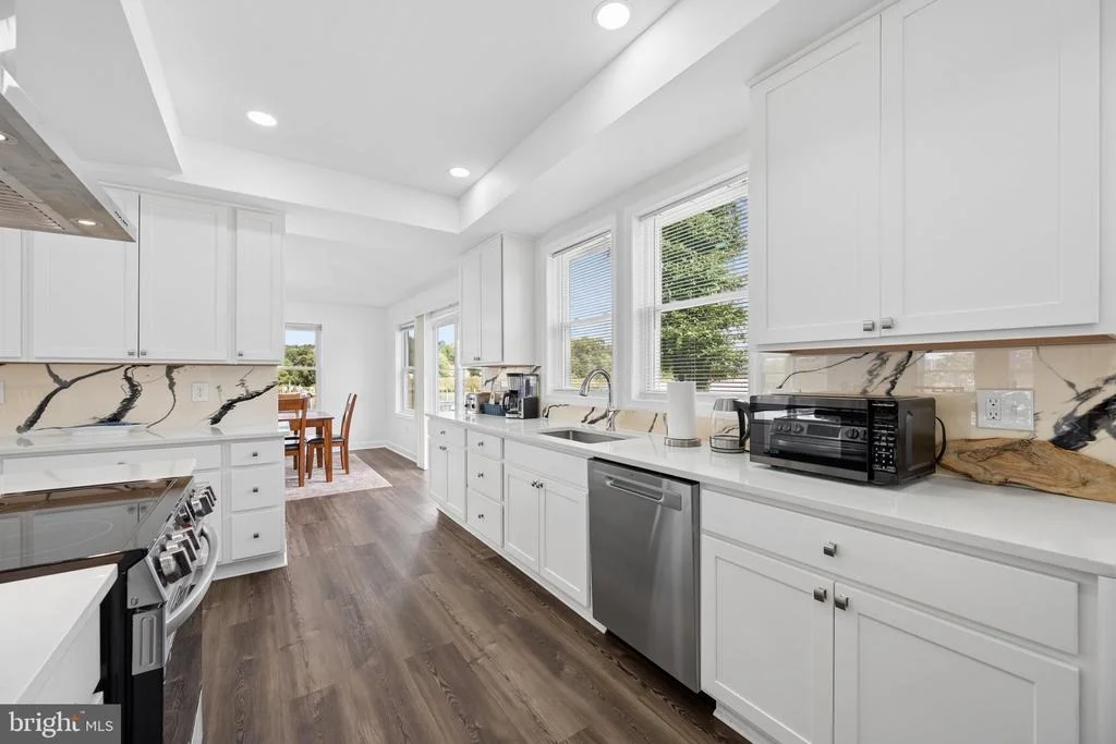 Photo of 456 DEALE ROAD