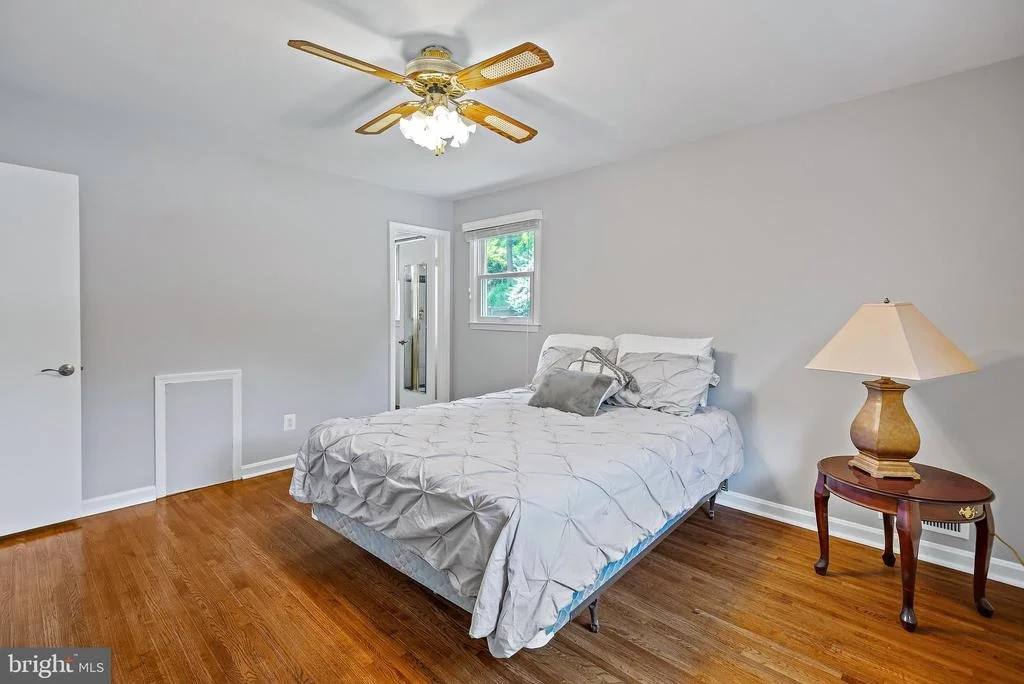 Photo of 604 KENBROOK DRIVE