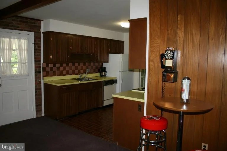 Photo of 625 WHITINGHAM DRIVE