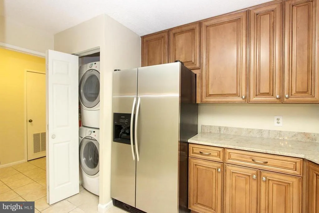Photo of Unit 718 at 15100 INTERLACHEN DRIVE