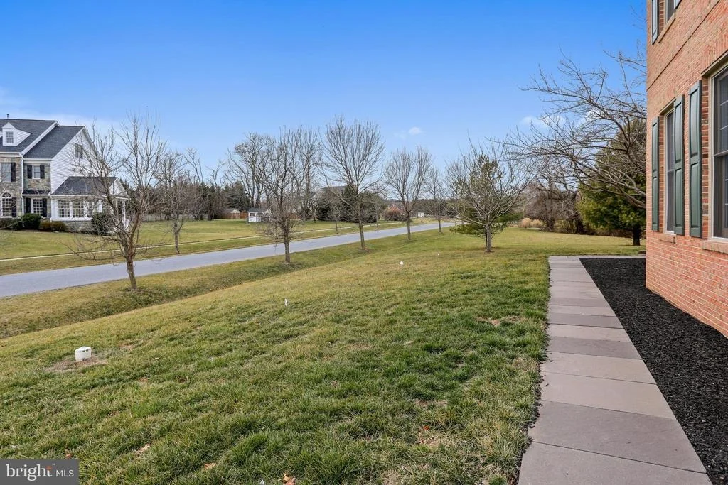 Photo of 24701 FARMVIEW LANE
