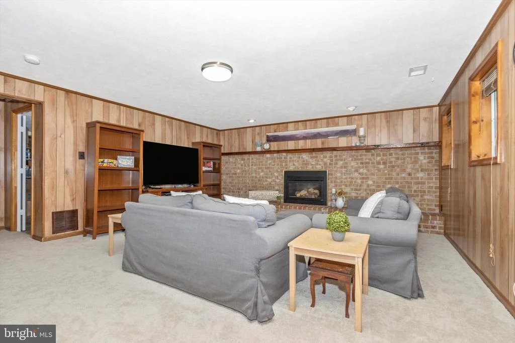Photo of 24421 WELSH ROAD