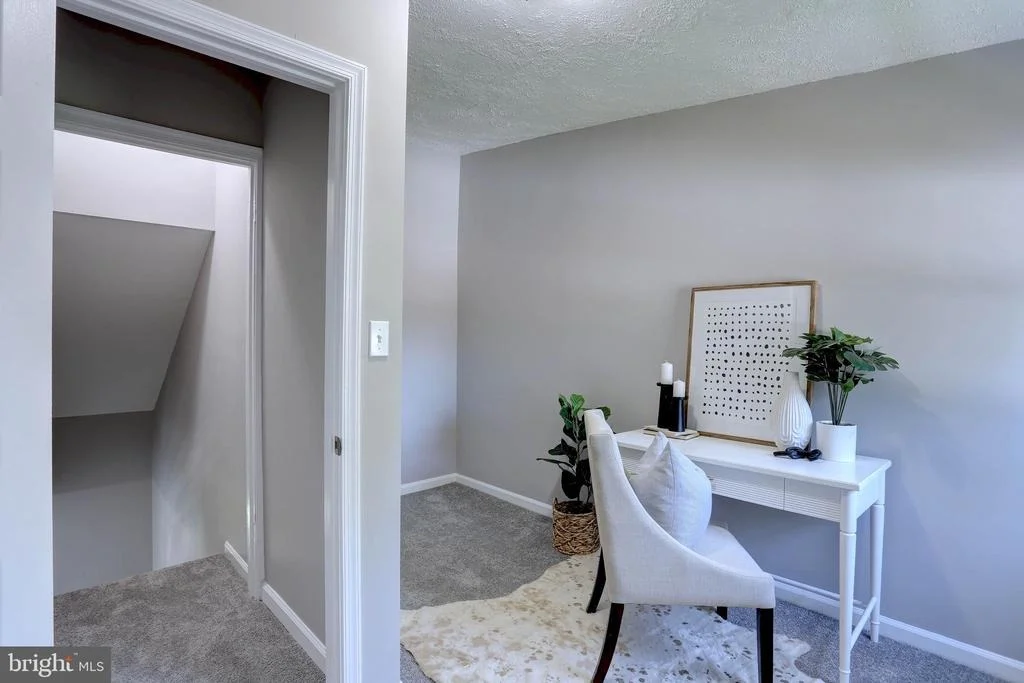 Photo of 416 MEADOW ROAD