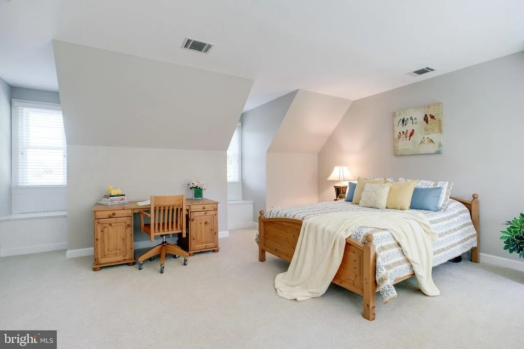 Photo of 12704 POND CREST LANE