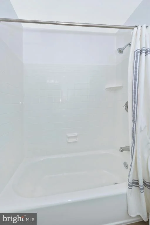 Photo of 1306 LEISTER DRIVE