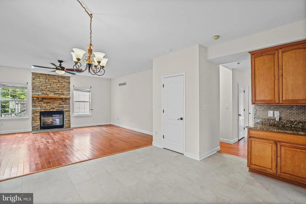 Photo of 5082 SPRINGHOUSE CIRCLE