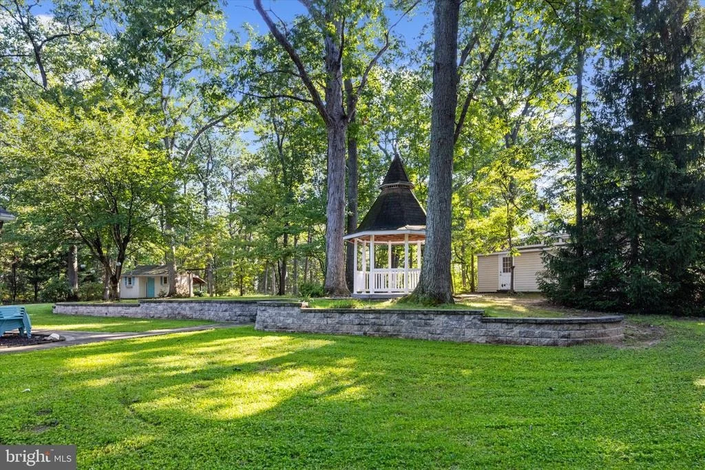 Photo of 606 SANDY HILL ROAD