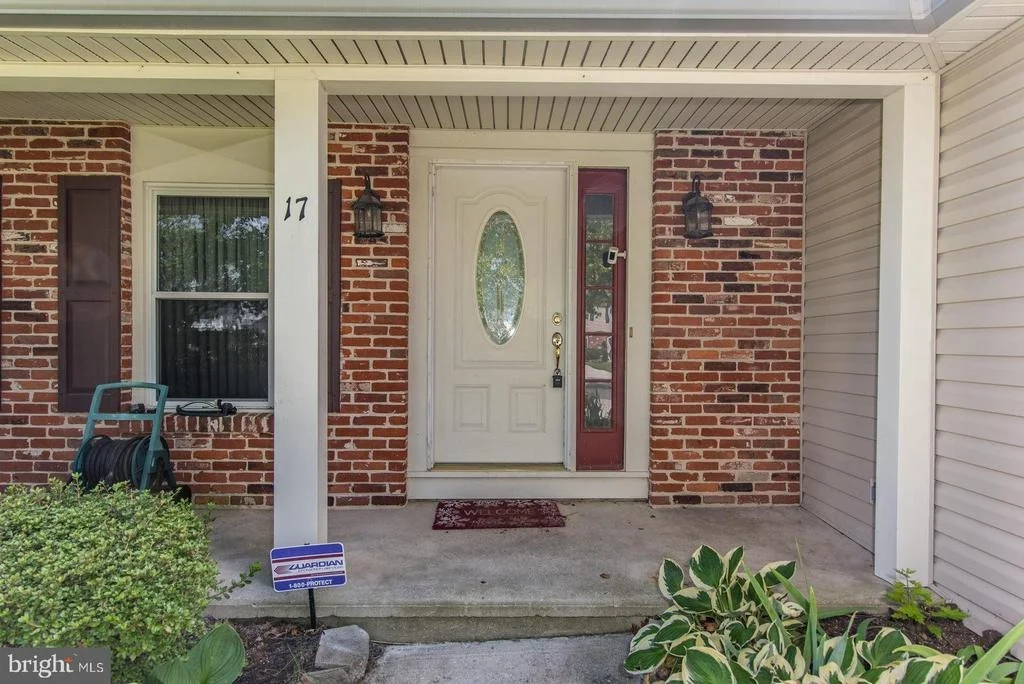 Photo of 17 JUPITER DRIVE