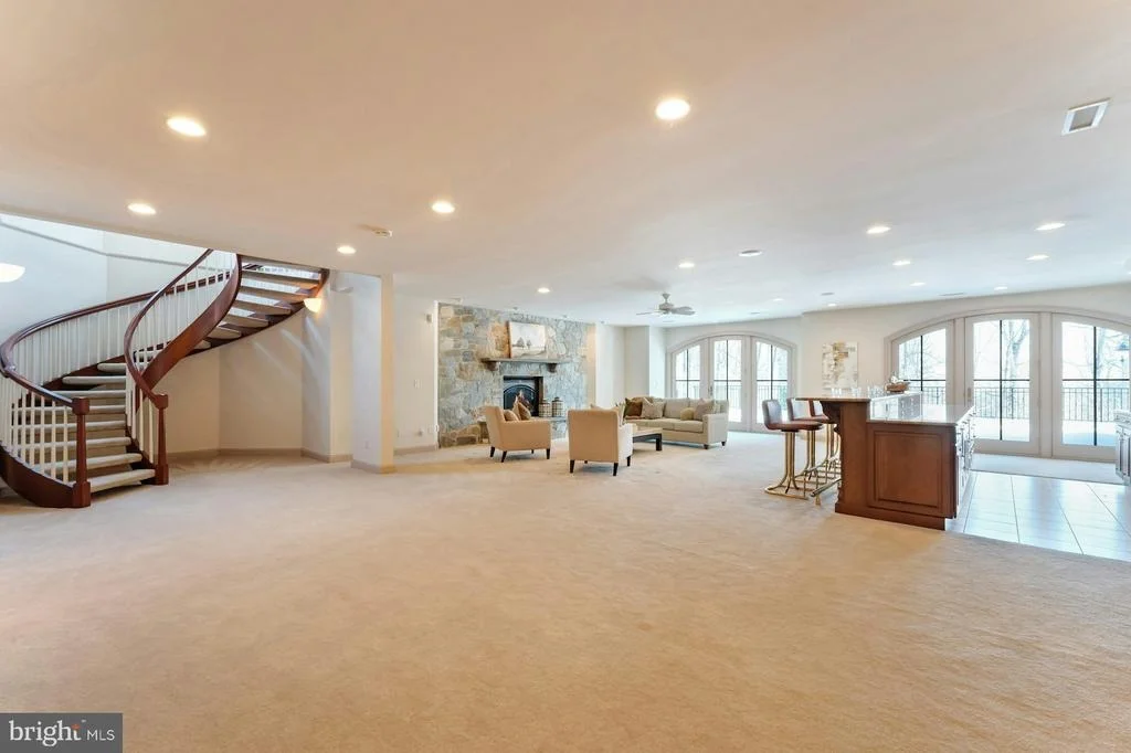 Photo of 40436 BEACON HILL DRIVE