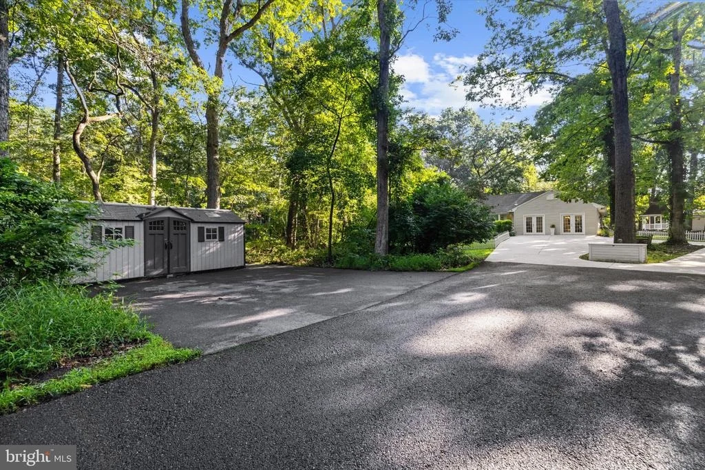 Photo of 606 SANDY HILL ROAD