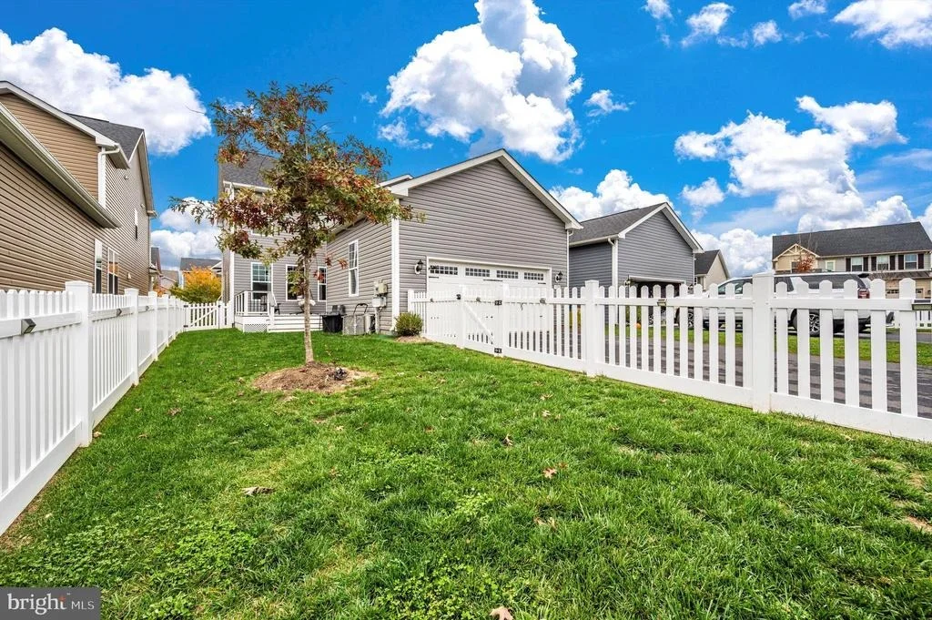 Photo of 529 POTOMAC VIEW PARKWAY