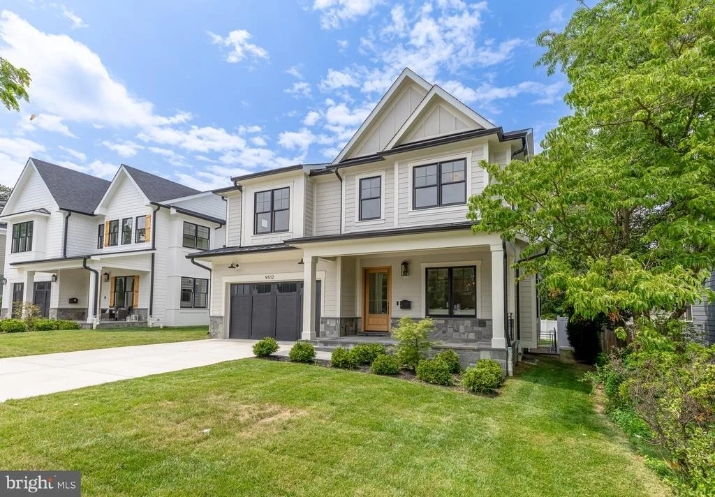 Photo of 9512 FOREST ROAD