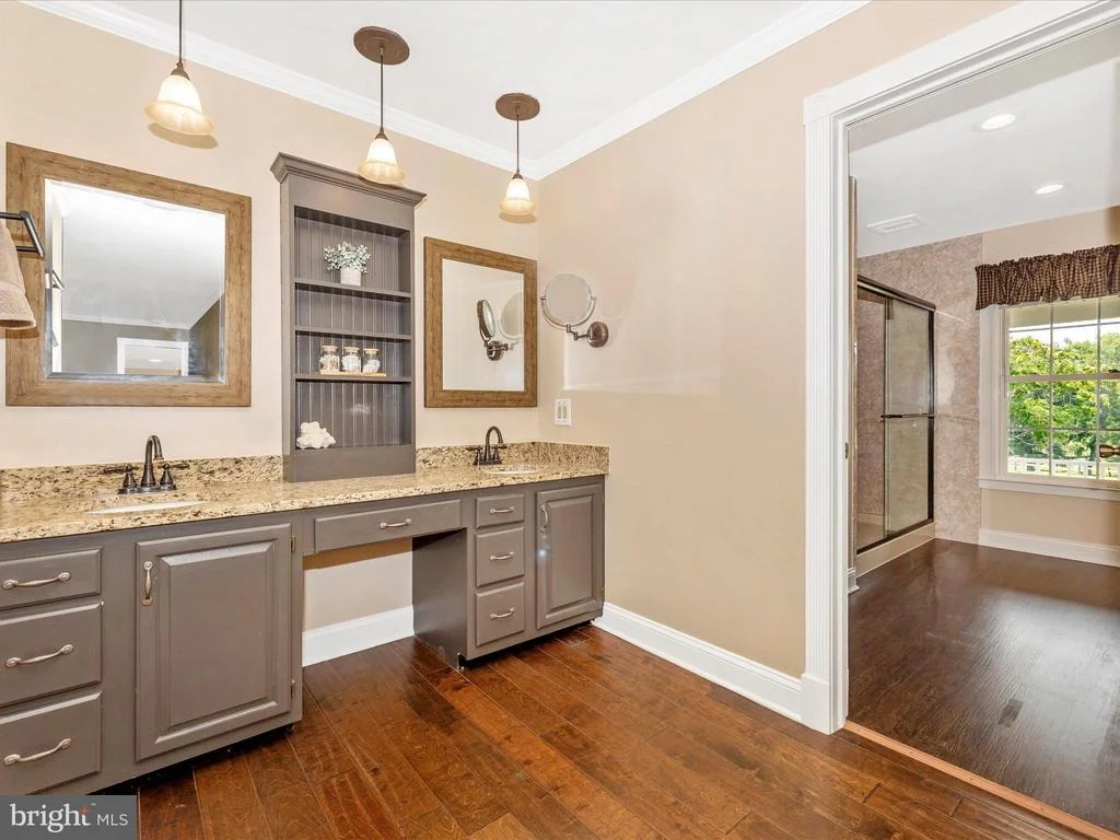 Photo of 6047 QUINN ROAD