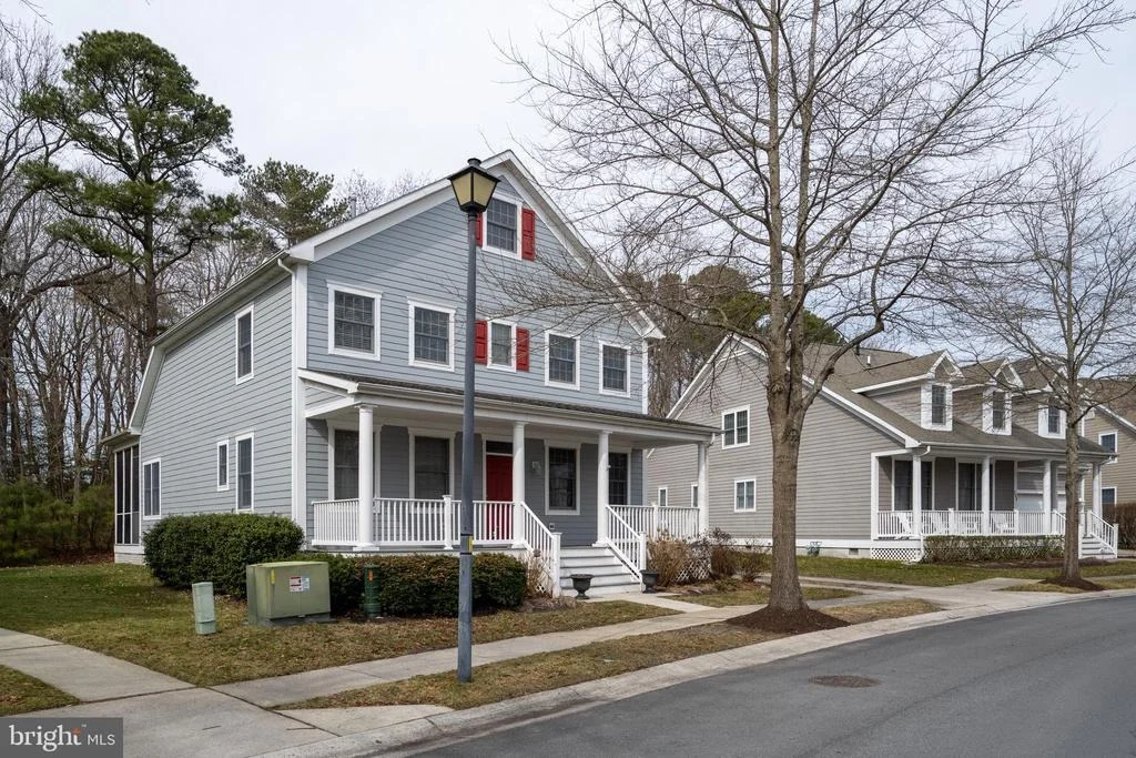 Photo of 196 WILLOW OAK AVENUE